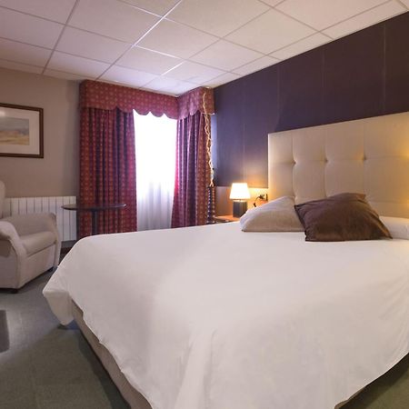 Coto Real Hotel Rabade Bagian luar foto